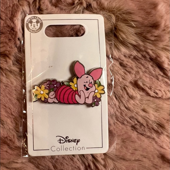 Disney Other - Winnie the Pooh Piglet Pin